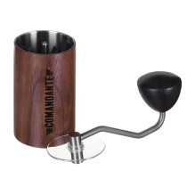 „Comandante“ kavamalė C40 MK4 Nitro Virginia Walnut „Comandante“ kavamalė C40 MK4 Nitro Virginia Walnut