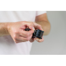 Barzdos kirpimo mašinėlė WAHL Extreme Grip Advan. 09893.0460