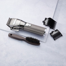 BaByliss CHROMFX belaidis plaukų kirpimo mašinėlė su chromo ir ličio jonų funkcija BaByliss CHROMFX belaidis plaukų kirpimo mašinėlė su chromo ir ličio jonų funkcija