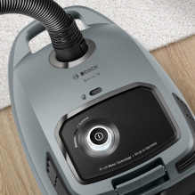 „Bosch Serie 6 BGB6X330“ dulkių siurblys, 4 l, cilindrinis dulkių siurblys, sausas siurbimas, 600 W, dulkių maišelis