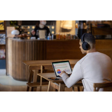 „Sony WH-1000XM5“ ausinės su laidinėmis ir belaidėmis, su galvos lankeliu, skambučiams / muzikai, „Bluetooth“, juodos