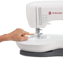 Siuvimo mašina „Singer SE300“, elektros srovė, balta