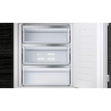 Siemens iQ500 GI11VADE0 šaldiklis Šaldiklis su vertikaliu įmontuojamu skyriumi, 72 l, balta