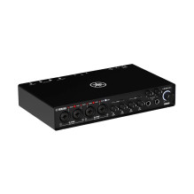 Yamaha URX44C - Audio / MIDI interface Yamaha URX44C - Audio / MIDI interface