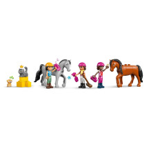 LEGO FRIENDS 42688 Arklidės ir jojimo akademija LEGO FRIENDS 42688 Arklidės ir jojimo akademija