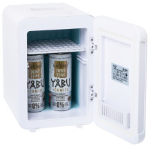 Adler AD 8084w Freestanding mini fridge White Adler AD 8084w Freestanding mini fridge White