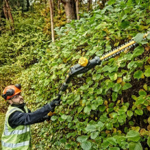 DeWALT DCMPH566N-XJ power hedge trimmer 3.6 kg DeWALT DCMPH566N-XJ power hedge trimmer 3.6 kg