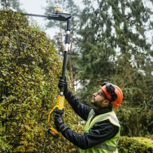 DeWALT DCMPH566N-XJ elektrinės gyvatvorių žirklės 3,6 kg