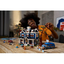 LEGO ICONS 11370 Stranger Things: Creel namas