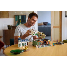 LEGO ICONS 11371 Prekybos gatvė
