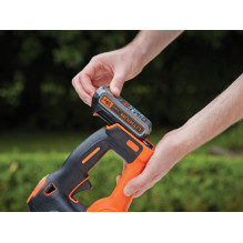 „Black Decker GTC18452PC“ elektrinės gyvatvorių žirklės, dvigubi ašmenys, 2,42 kg „Black Decker GTC18452PC“ elektrinės gyvatvorių žirklės, dvigubi ašmenys, 2,42 kg