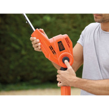 „Black Decker PH5551-QS“ elektrinės gyvatvorių žirklės, dvigubi peiliai, 550 W, 4,1 kg „Black Decker PH5551-QS“ elektrinės gyvatvorių žirklės, dvigubi peiliai, 550 W, 4,1 kg