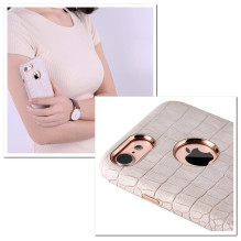 Remax Maso Snake Skin Designe Back case for iPhone 7 Plus / 8 Plus Beige Remax Maso Snake Skin Designe Back case for iPhone 7 Plus / 8 Plus Beige