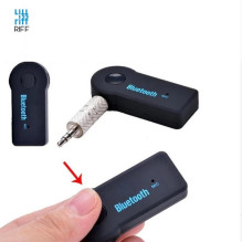 „Riff BT-X5“ automobilio FM „Bluetooth“ siųstuvas su 3,5 mm garso lizdu + mikrofono jungtimi, juodas „Riff BT-X5“ automobilio FM „Bluetooth“ siųstuvas su 3,5 mm garso lizdu + mikrofono jungtimi, juodas