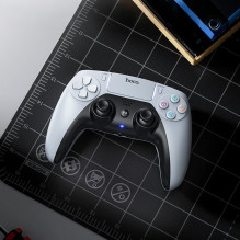 Hoco GA1 Wireless Game controller for PlayStation PS5 PS4 PC White
