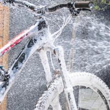 „BikeOnWax Clean My Bike Foamee“ – itin paprastos aktyviosios dviračio valymo putos, 1 žingsnis, 500 ml purškimo buteliu