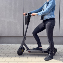 Wozy B4BK Carbon Hard Shell Waterproof Bicycle &amp; Scooter handlebar Bag with zipper 3L Black