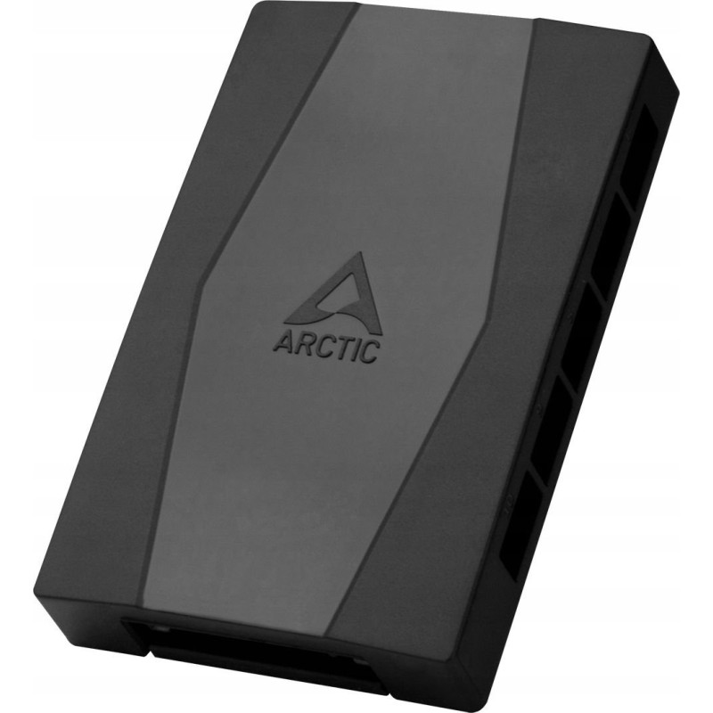 ARCTIC Case Fan Hub - 10 Port PWM Fan Hub with SATA Power 4895213702522