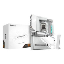 Gigabyte X870 AORUS STEALTH ICE (X870 AM5 ATX DDR5)