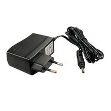 Euro-Steckernetzteil 5V DC 2A 1.5m Rundstecker 3 5 / 1 35mm