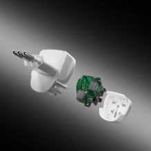 SBS IT kelioninis adapteris – universalus – baltas