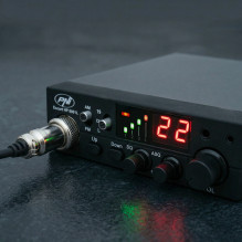 CB PNI Escort radio station HP 8001L ASQ includes HS81L headset CB PNI Escort radio station HP 8001L ASQ includes HS81L headset