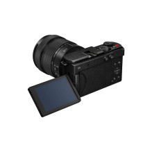 Panasonic Lumix DC-S9H + LUMIX S 28-200mm F / 4-7.1 Macro OIS (Leica L) (DC-S9+S-R28200) (Jet Black)