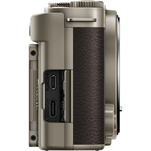 Panasonic Lumix DC-S9 Body (Titanium Gold)