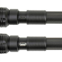 PNI Adventure F450 aliuminio žibintuvėlis su fokusavimu ir BOOST funkcija, 20 W LED, 1500 lm iki 450 m, išorinė baterija PNI Adventure F450 aliuminio žibintuvėlis su fokusavimu ir BOOST funkcija, 20 W LED, 1500 lm iki 450 m, išorinė baterija