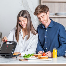 Black+Decker BXSA753E sandwich toaster