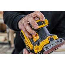 Orbital Sander - Dewalt DCW200NT 18V Black, Yellow Orbital Sander - Dewalt DCW200NT 18V Black, Yellow