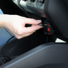 SAVIO FM siųstuvas, „Bluetooth 5.3“, QC 3.0 įkroviklis, LED ekranas, žemųjų dažnių sustiprinimas, TR-15, juodas SAVIO FM siųstuvas, „Bluetooth 5.3“, QC 3.0 įkroviklis, LED ekranas, žemųjų dažnių sustiprinimas, TR-15, juodas