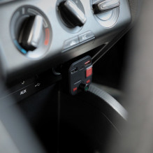 SAVIO FM siųstuvas, „Bluetooth 5.3“, QC 3.0 įkroviklis, LED ekranas, žemųjų dažnių sustiprinimas, TR-15, juodas SAVIO FM siųstuvas, „Bluetooth 5.3“, QC 3.0 įkroviklis, LED ekranas, žemųjų dažnių sustiprinimas, TR-15, juodas