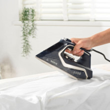Beldray BEL01980VDE Ultra Sleek 2600W