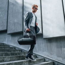 Wozinsky Premium Suit kelioninis krepšys su šlapia kišene (45L) - juodas