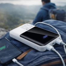 Powerbank 10 000mAh, 2x USB, 1x USB-C 22,5W, QC4+, LCD screen, white Powerbank 10 000mAh, 2x USB, 1x USB-C 22,5W, QC4+, LCD screen, white