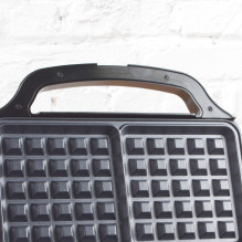 Petra PT2249TFVDE Deep Fill Waffle maker Petra PT2249TFVDE Deep Fill Waffle maker