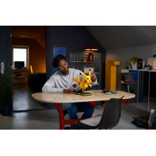 LEGO POKÉMON 72152 Pikachu and Pokéball