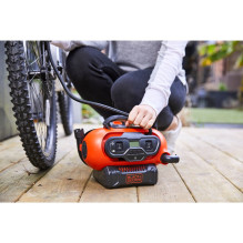 „Black Decker BDCINF18N-QS“...