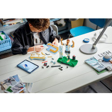 LEGO EDITIONS 43015 Lionel Messi - Football Legend LEGO EDITIONS 43015 Lionel Messi - Football Legend