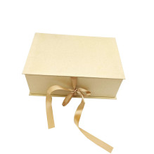 Gift box BOX24R, 17.5 x 24 cm x 8.5 cm