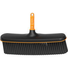 Outdoor broom Fiskars...