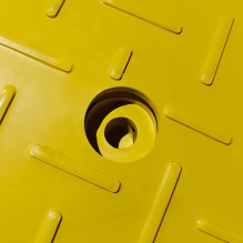 Speed bump - Eurostal 40 cm wide inner part yellow H4