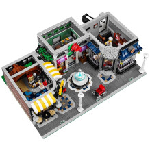 LEGO CREATOR EXPERT 10255 Asamblėjos aikštė