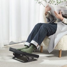„Maclean MC-460“ ergonomiška kojų atrama, be galo reguliuojamas kampas po stalu, nuimama pagalvėlė. „Maclean MC-460“ ergonomiška kojų atrama, be galo reguliuojamas kampas po stalu, nuimama pagalvėlė.
