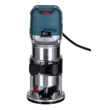 MAKITA RT0702CX2J elektrinės frezavimo ir pjovimo staklės 710 W MAKITA RT0702CX2J elektrinės frezavimo ir pjovimo staklės 710 W
