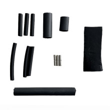 Coupling set for self-regulating cable Coupling set for self-regulating cable