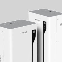Mobile air conditioner ADOLUS ARCTIC A3600 with window seal