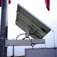 PNI PSF6020 fotovoltinis saulės modulis, 60 W galia, su 20 A baterija, 12 V išvestis, skirtas stebėjimo kameroms PNI PSF6020 fotovoltinis saulės modulis, 60 W galia, su 20 A baterija, 12 V išvestis, skirtas stebėjimo kameroms