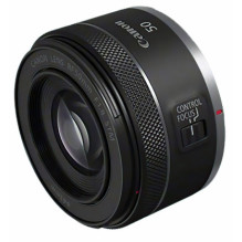 „Canon“ 50 mm f/1.8 STM objektyvas, skirtas „Canon“